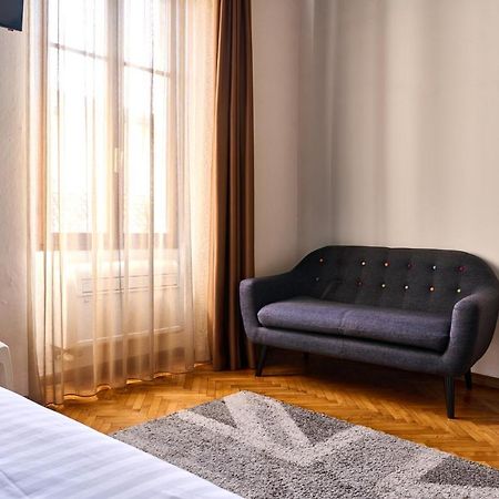Bed and Breakfast Al Cavour 34 Тренто Екстер'єр фото