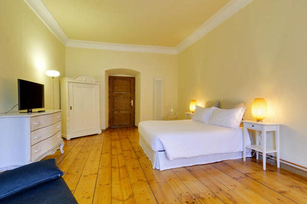 Bed and Breakfast Al Cavour 34 Тренто Екстер'єр фото
