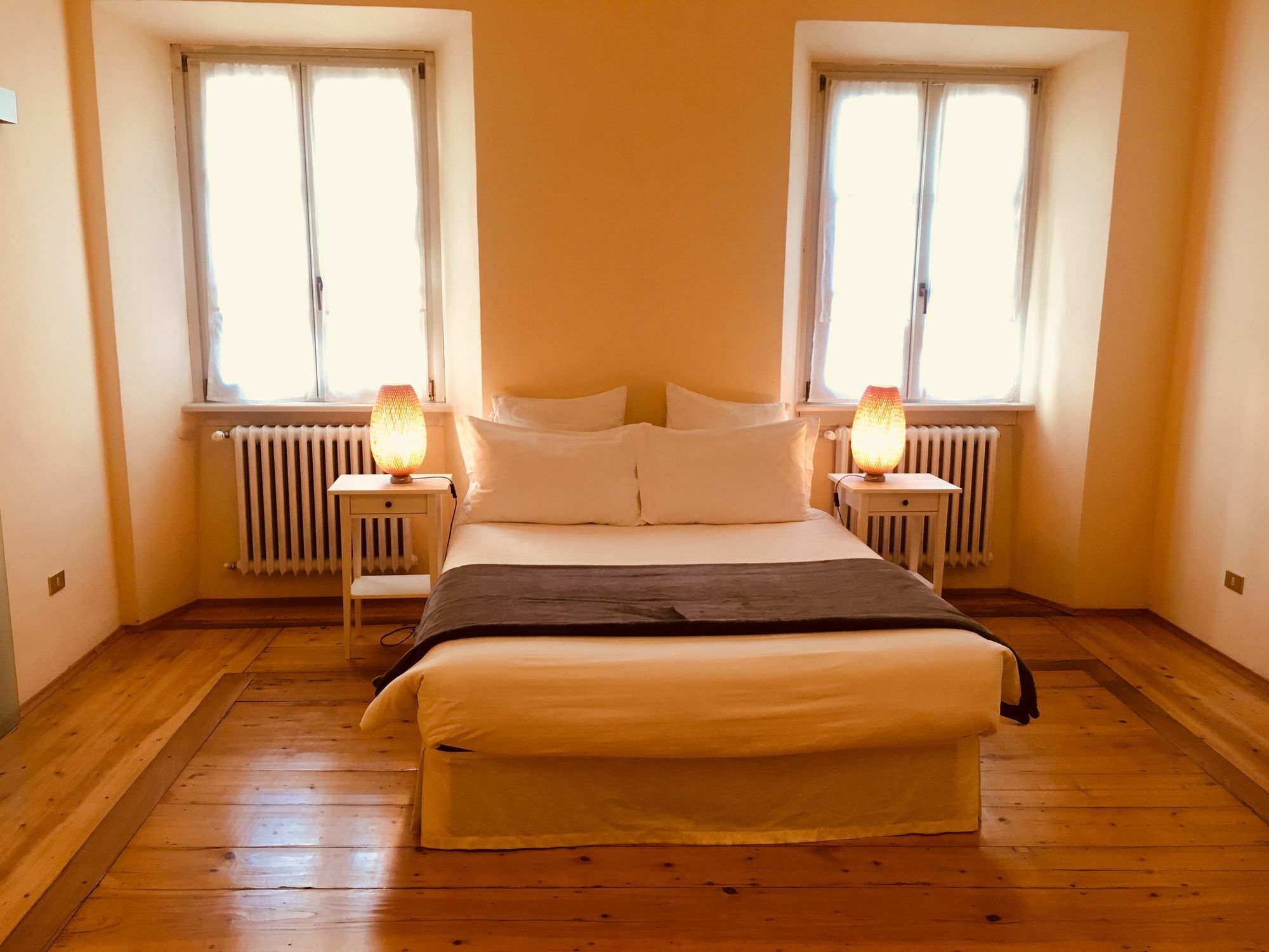 Bed and Breakfast Al Cavour 34 Тренто Екстер'єр фото