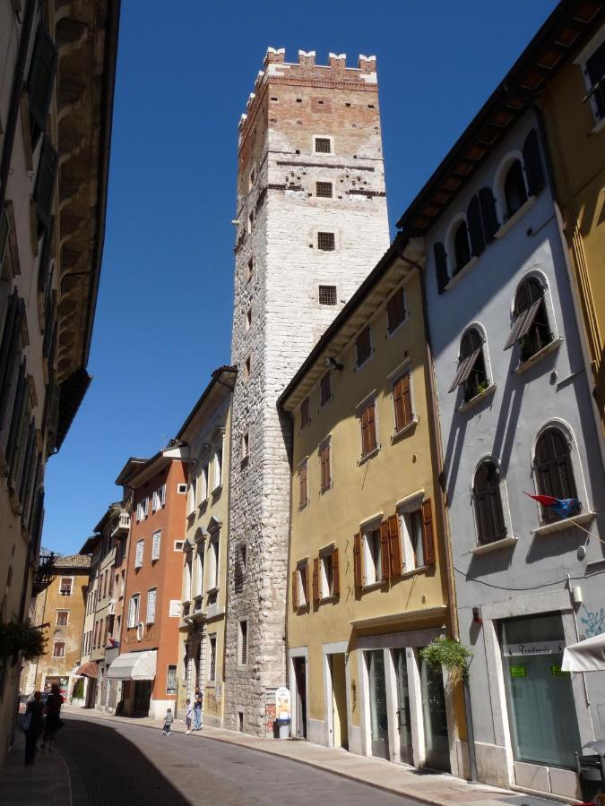 Bed and Breakfast Al Cavour 34 Тренто Екстер'єр фото